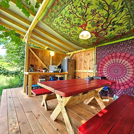 キャンプ場 Ałabajka camping - własny namiot lub wóz *